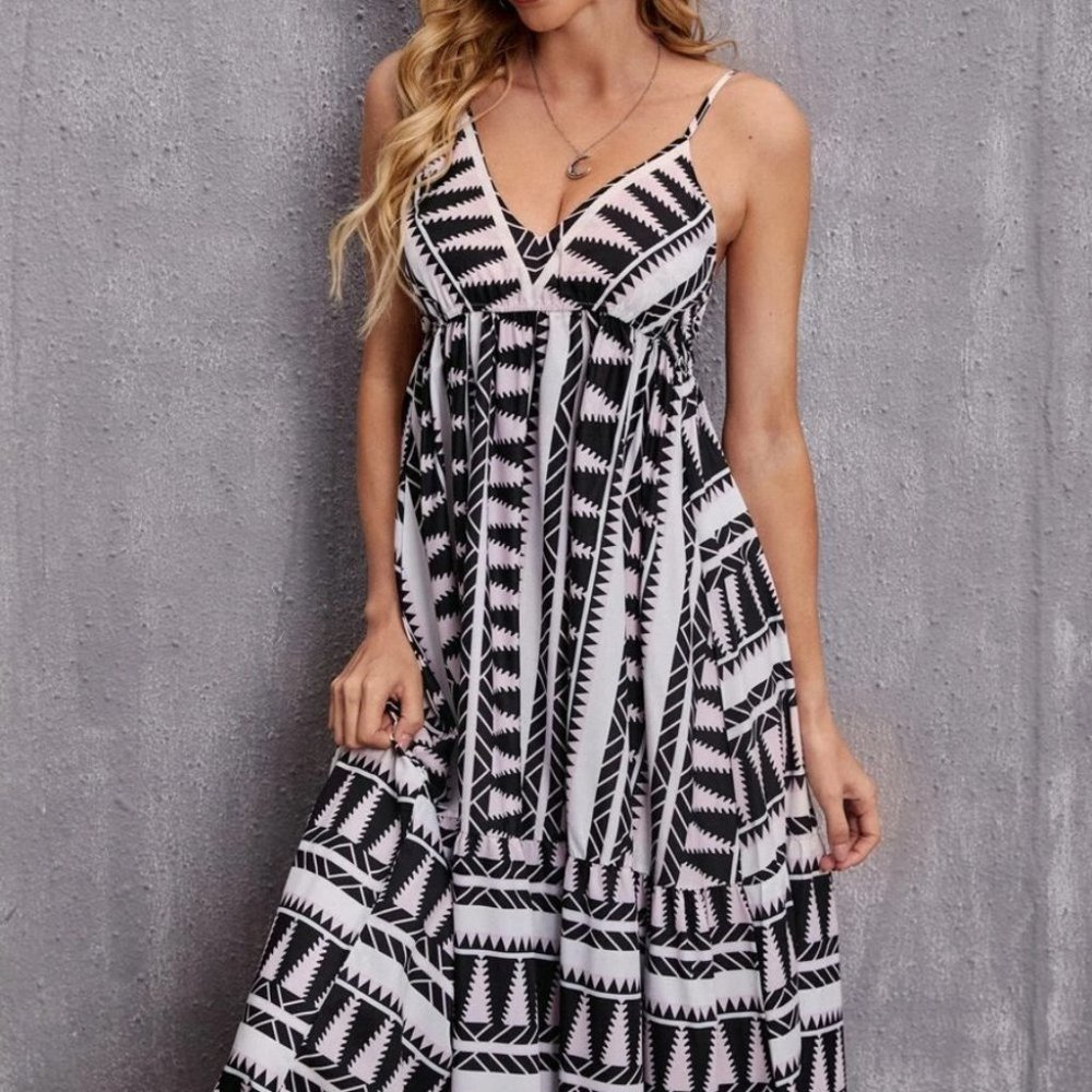 Ruffle Hem Cami maxi Dress - Picture 4 of 6